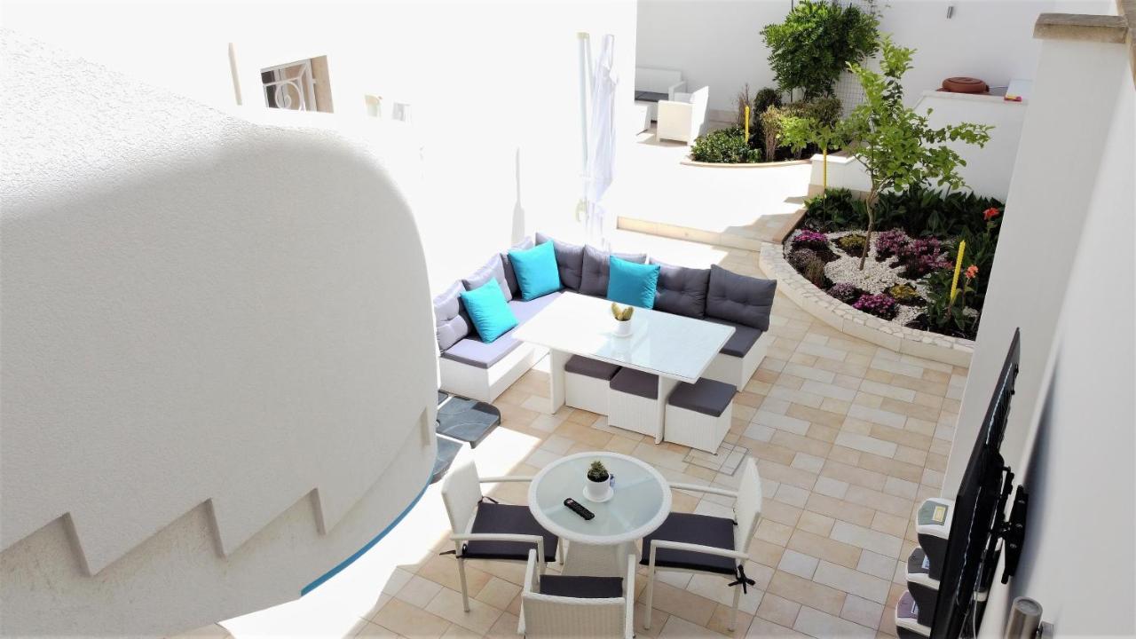 Kalinifta Rooms Apartment Торе Лапило Екстериор снимка