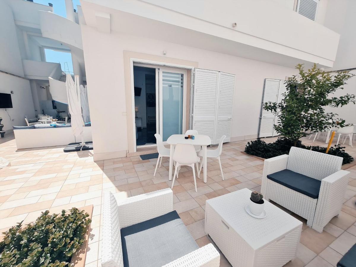 Kalinifta Rooms Apartment Торе Лапило Екстериор снимка